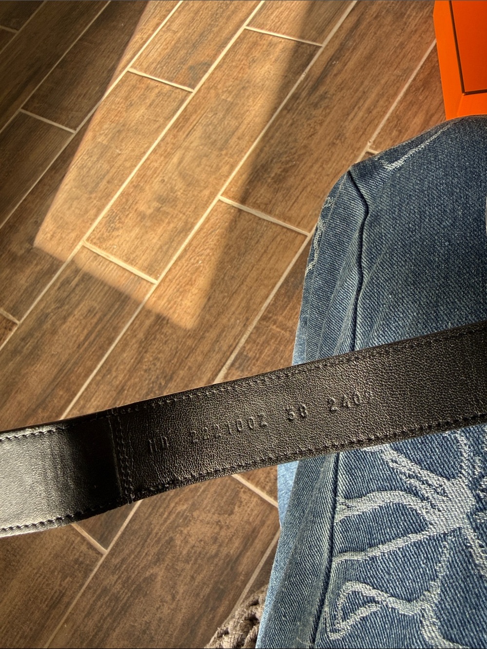 Hermès Chypre sandal in Noir | 38 - Picture 9 of 12